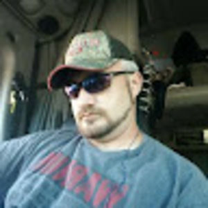 Meet your Posher, Dustin